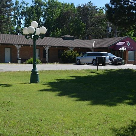 The Evergreen Motel In Kansas Pratt Zewnętrze zdjęcie